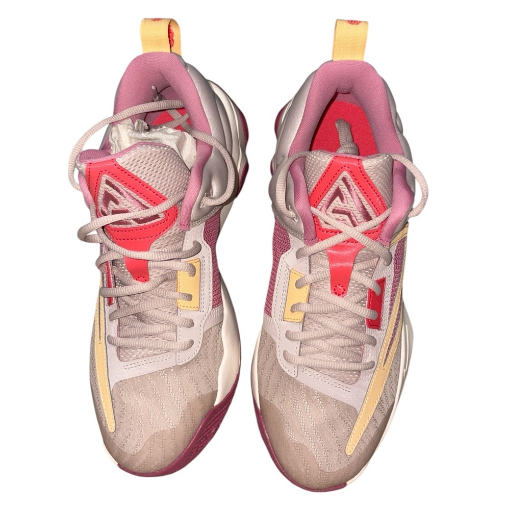 Nike Giannis Immortality 3 Fossil Stone Celestial Gold Men’s Size 10 DZ7533-200